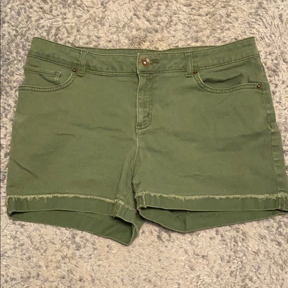 size juniors 14 shorts